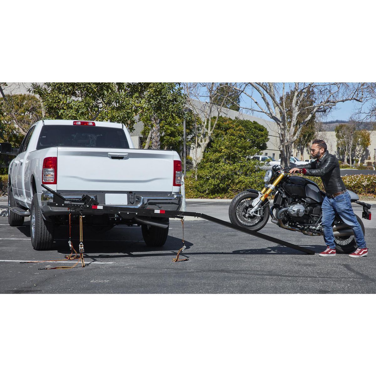 600 lb. Capacity Motorcycle Carrier M965014