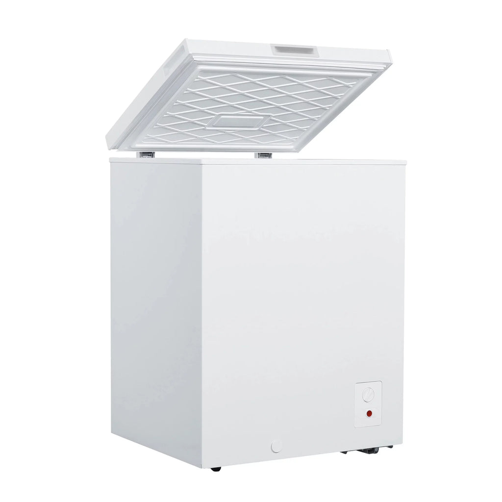 White 5.0 Cu. Ft. Freezer Chest P1533