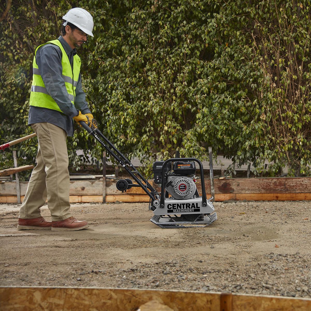 7 HP Plate Compactor with Wheel Kit U506439