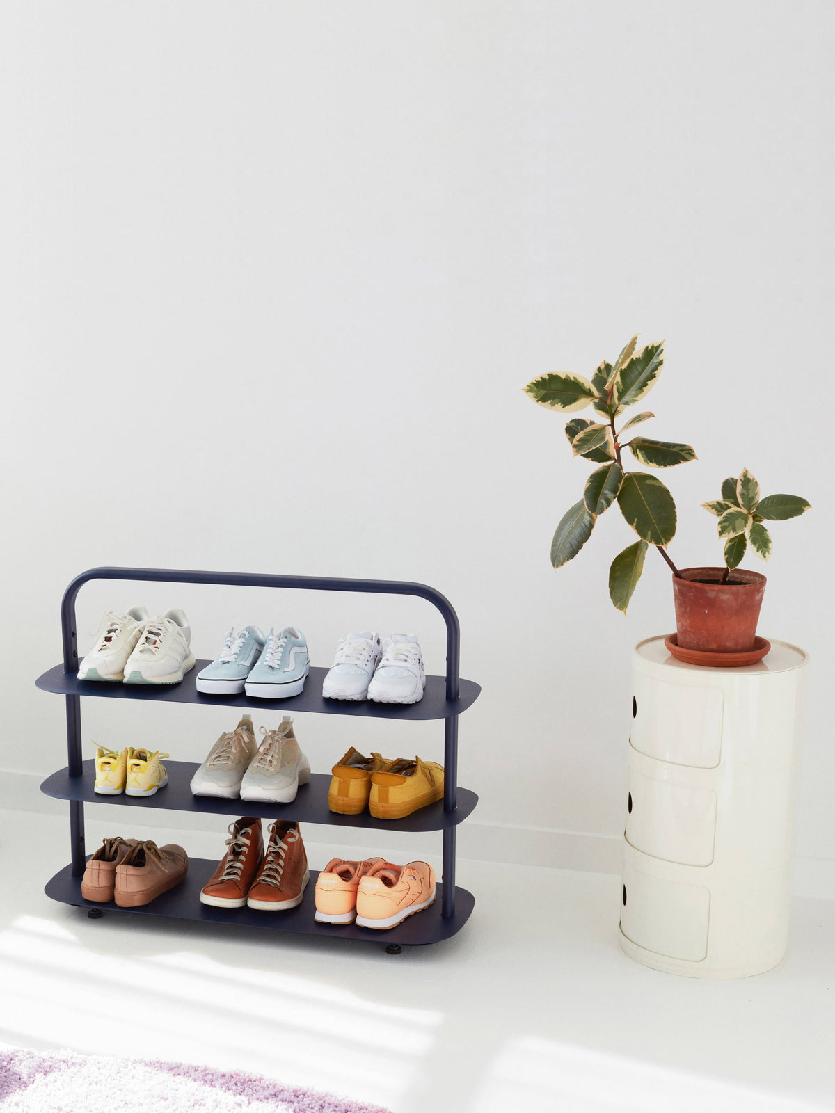 Blue Entryway Rack N6648