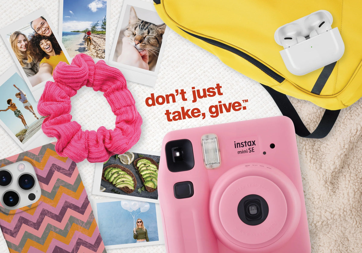 Pink Instant Camera with 10 Pack Mini Film D4833