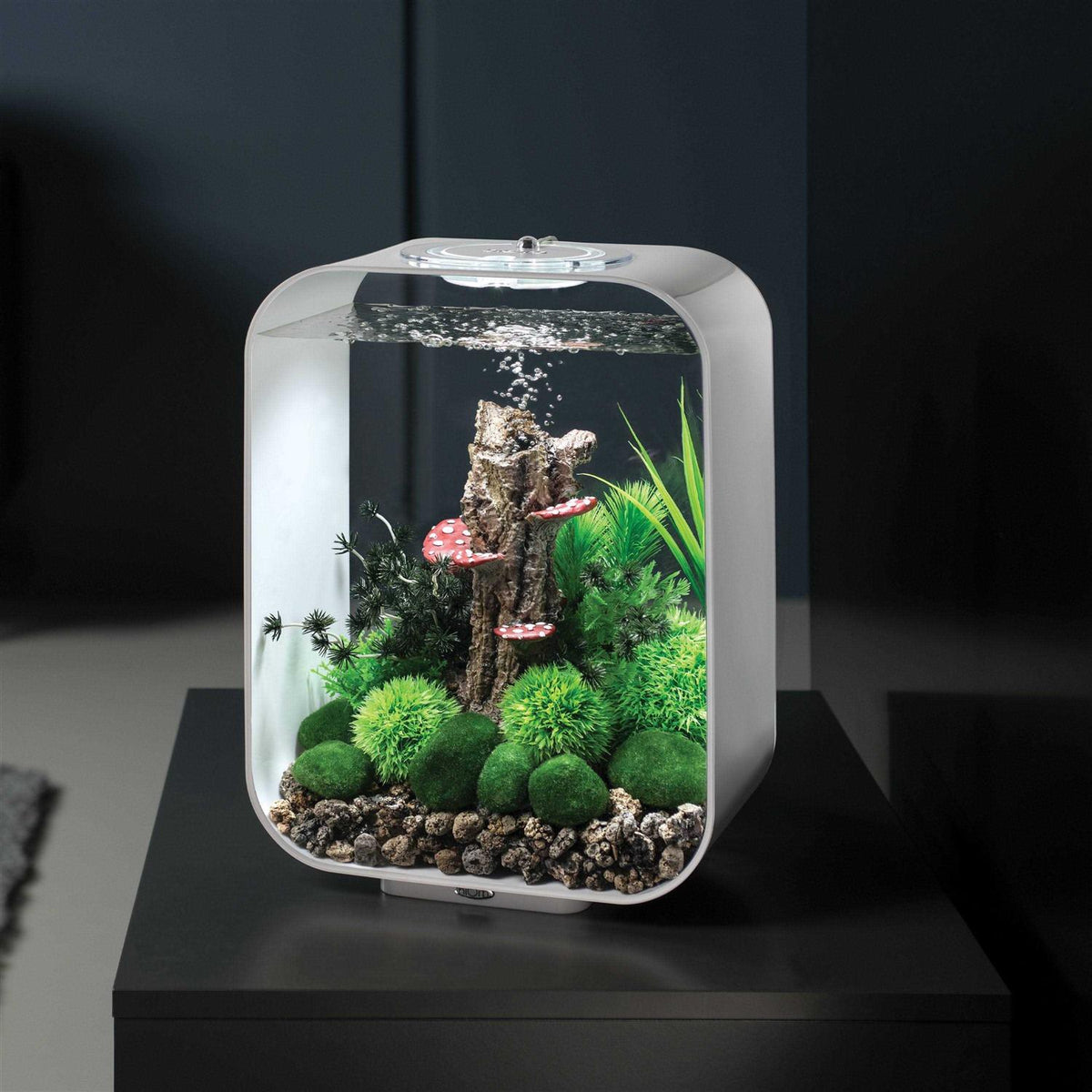 15 Aquarium with MCR Light L77054