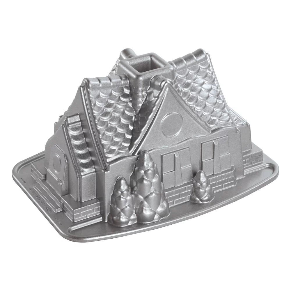 Gingerbread House Bundt Pan X147837
