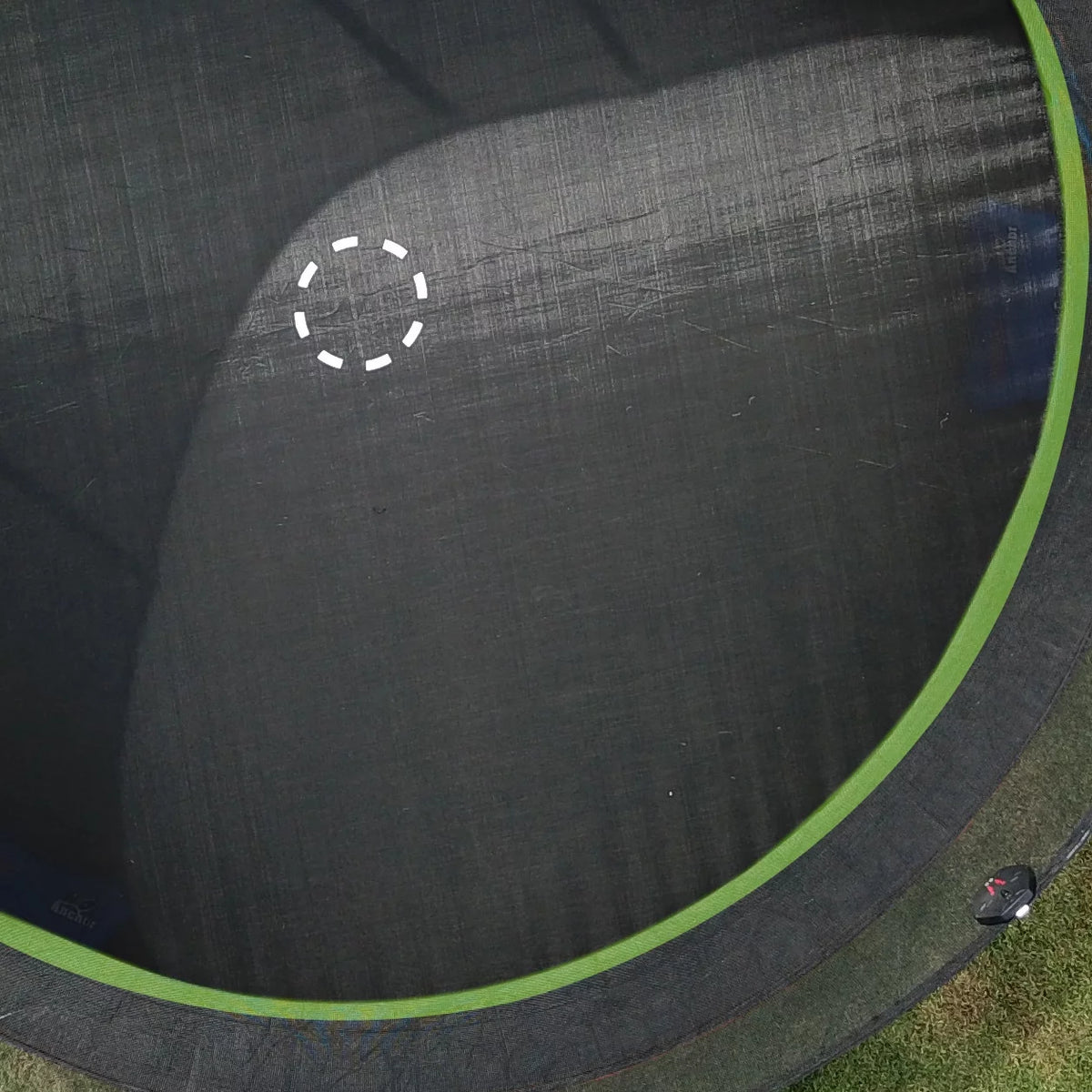 14ft Trampoline with Enclosure J85027