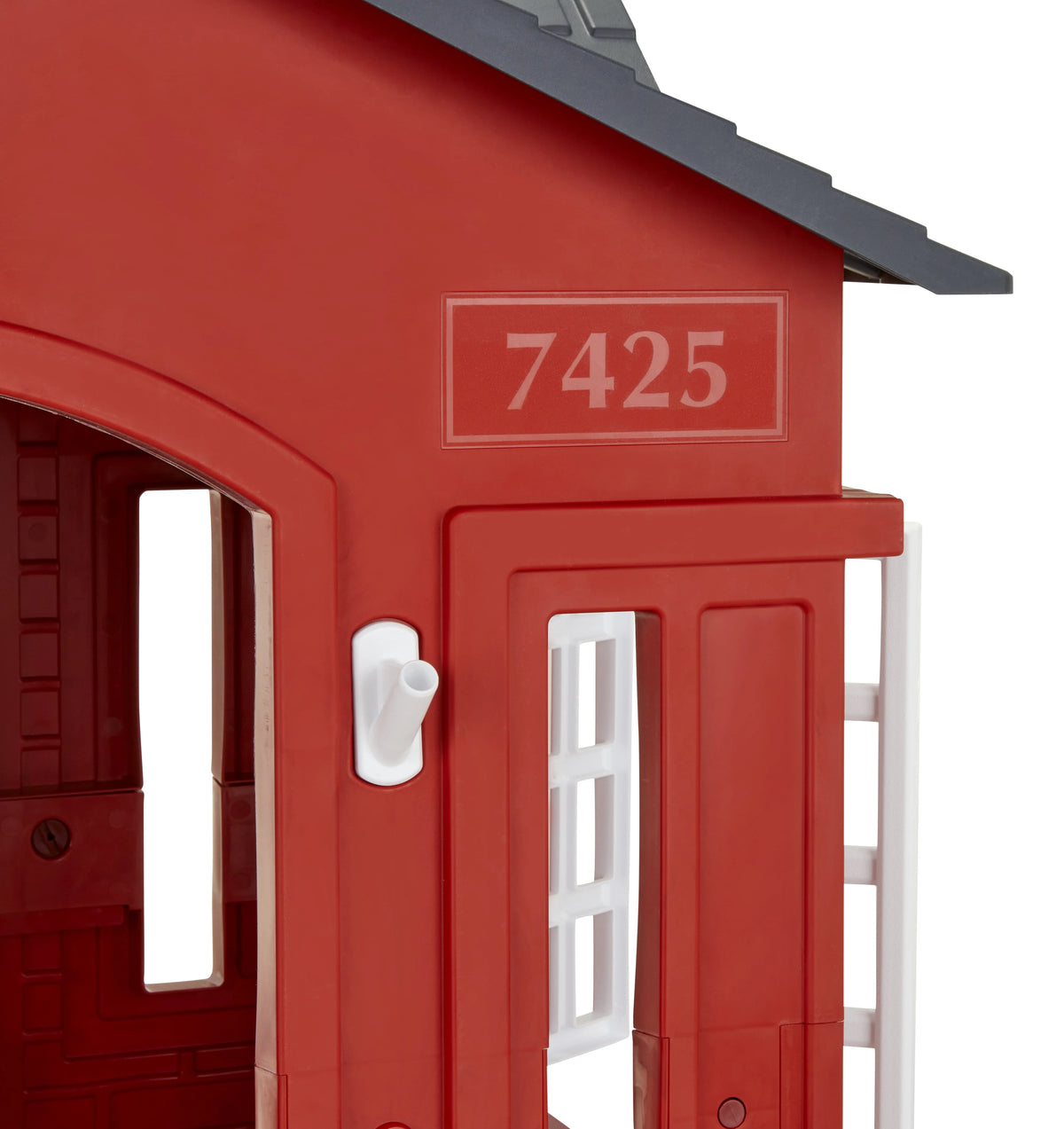 Red Cottage House with Working Door K648265
