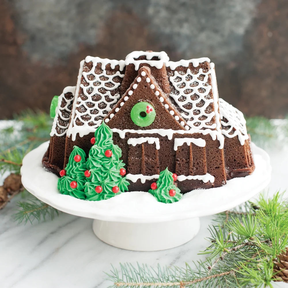 Gingerbread House Bundt Pan X147837