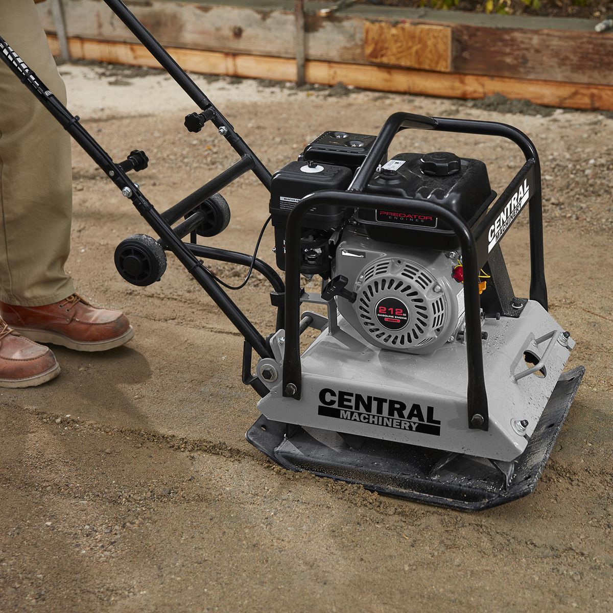 7 HP Plate Compactor with Wheel Kit U506439